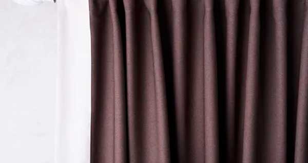 Шторы из ткани Димаут